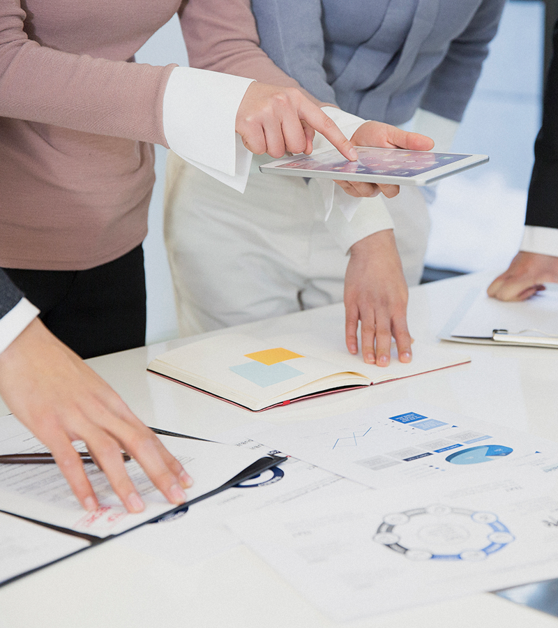 정책 조사 및 연구